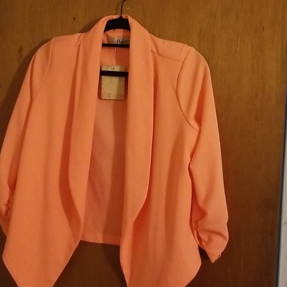 Blazer - Picture 3 of 3